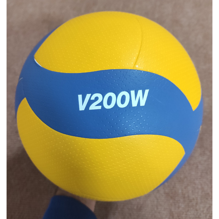 توپ والیبال میکاسا اورجینال تایلندی V200W بارکد دار (ارسال رایگان و خرید قسطی)