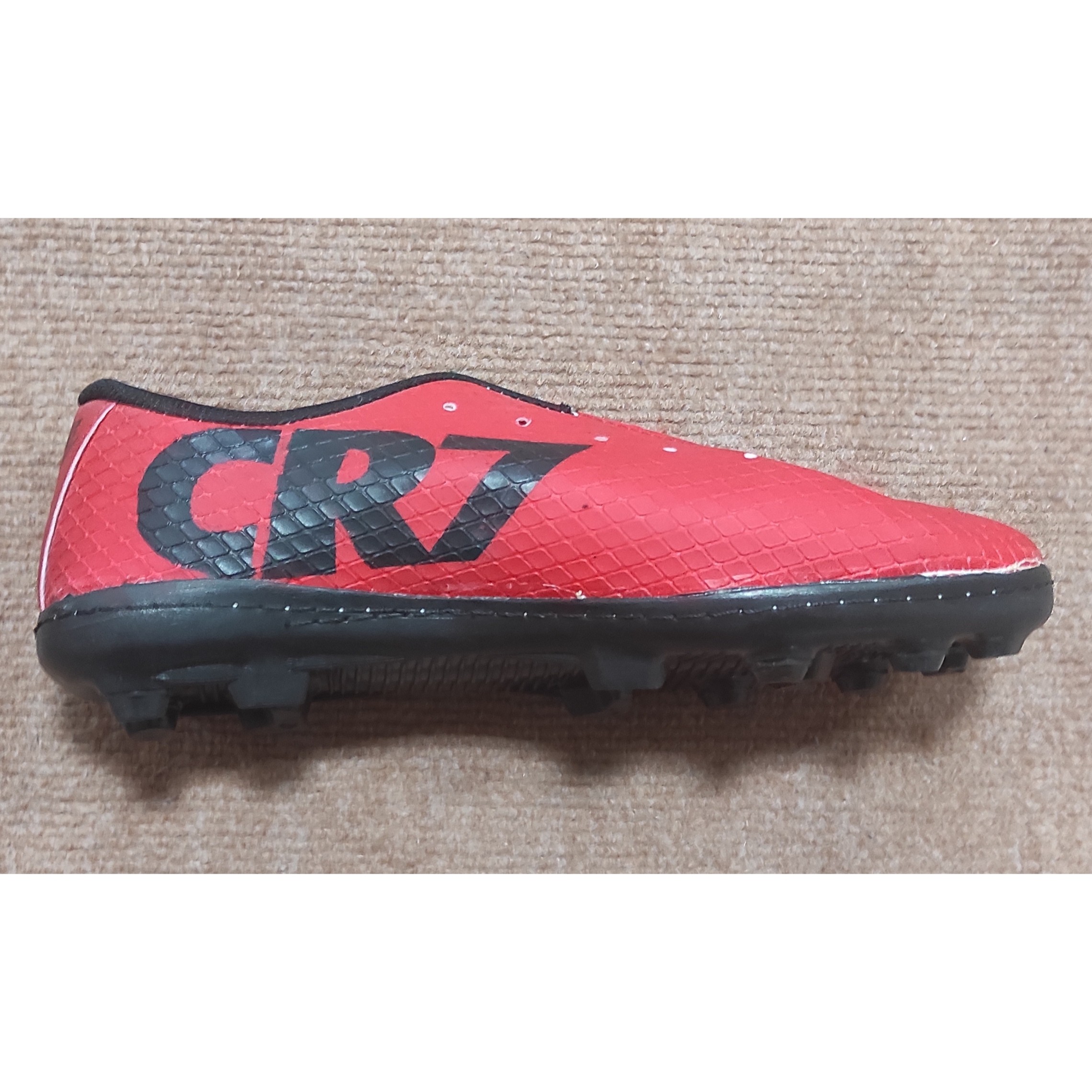 کفش استوک فوتبال اعلا طرح CR7 سایز 43 تا 45